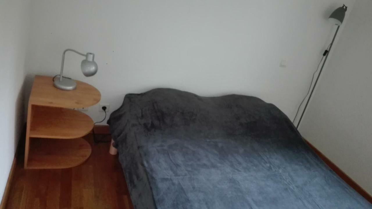 Charmant T2 Avec Cabine Fermee Et Terrasse Angles Zewnętrze zdjęcie