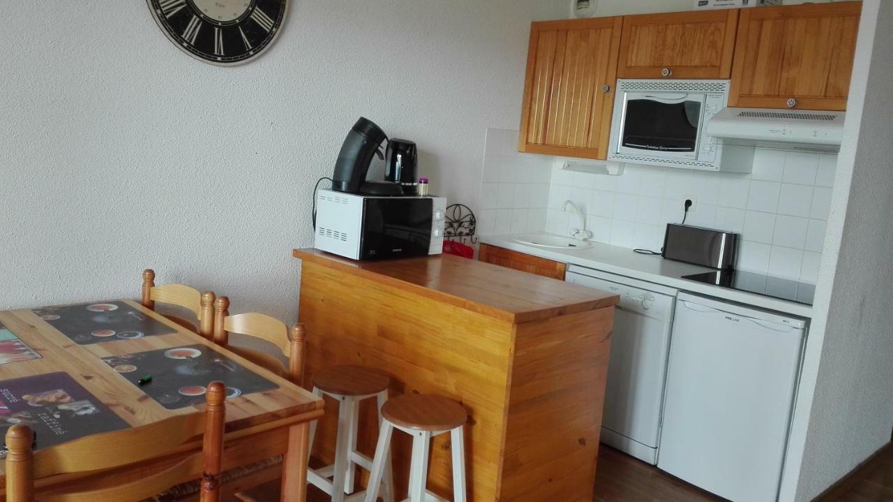 Charmant T2 Avec Cabine Fermee Et Terrasse Angles Zewnętrze zdjęcie